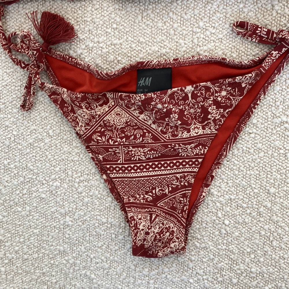 H&M Patterned Bikini - Picture 2 of 6
